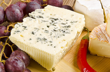 蓝乳酪摄影照片_蓝乳酪