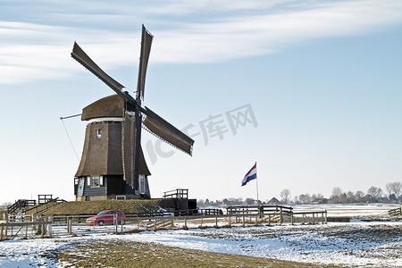 荷兰乡村的古老风车