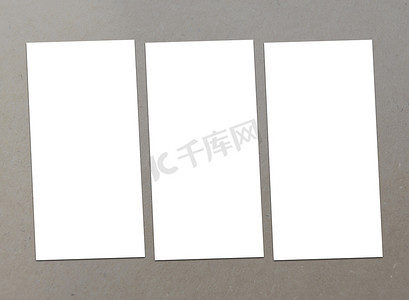 背景名片模板摄影照片_用于演示的空白白色传单模板模型