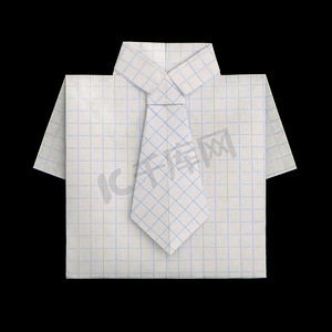 衬衫折叠折纸风格