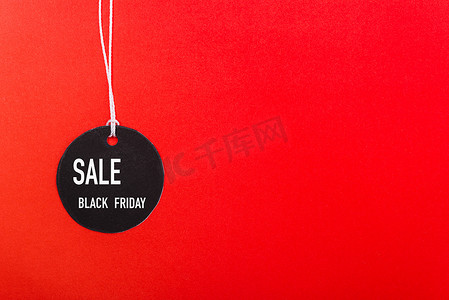 黑色标签摄影照片_Circle Black 标记标签上的在线购物黑色星期五销售文本