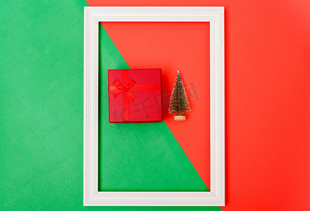 新年、圣诞节圣诞假期作文、顶视图礼物红色