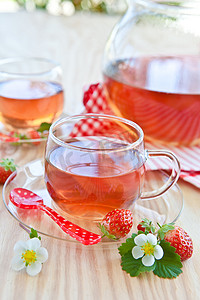 草莓果味茶
