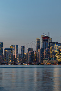 加拿大安大略省多伦多市中心的夜景
