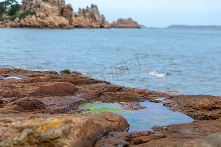 在布列塔尼阿莫尔海岸徒步旅行