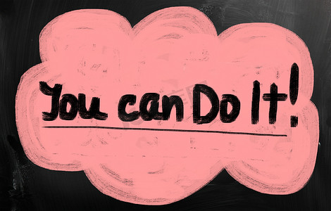 “你能行”在黑板上用粉笔手写