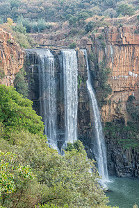 姆普马兰加省 Waterval Boven 的伊兰兹河瀑布