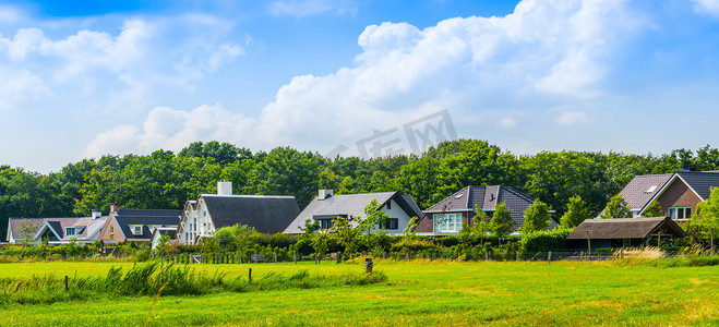 荷兰卑尔根 op zoom 有大草场的乡村房屋