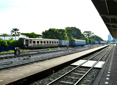 华为平板摄影照片_图为泰国吞武里火车站。