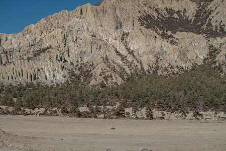 徒步安纳布尔纳峰环山，Marshyangdi 河谷