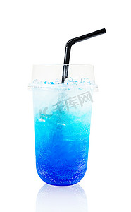 在玻璃的蓝色夏威夷意大利苏打饮料。