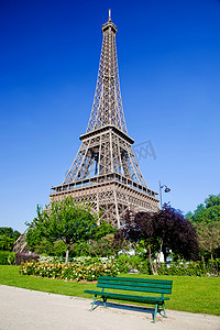 艾菲尔铁塔，夏季公园在巴黎，法国