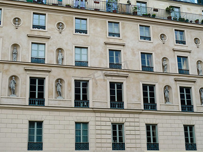 巴黎美丽的建筑与雕像