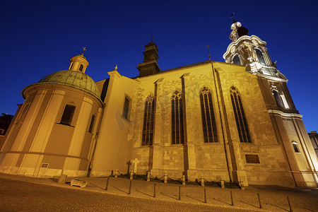 梅斯摄影照片_傍晚的普热梅斯尔大教堂