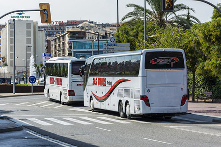 两家巴士旅游公司 BISS TOURS SAS, TOURS (Lloret de Mar, Spa