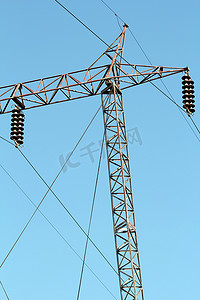 高压电塔和电缆