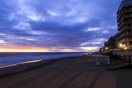 阿利坎特 Arenales del Sol 海滩上的日出