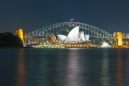 标志性摄影照片_悉尼-2015 年 10 月 12 日： 标志性的悉尼歌剧院是 mu