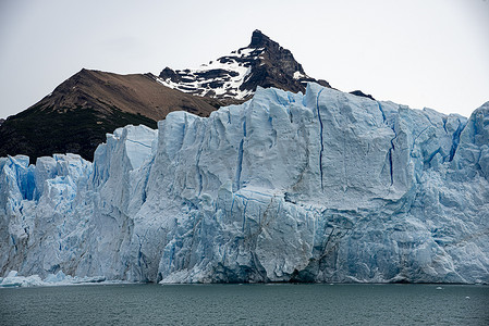 南极洛摄影照片_佩里托莫雷诺冰川，埃尔卡拉法特，阿根廷