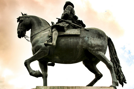 马德里费利佩三世的骑马雕像