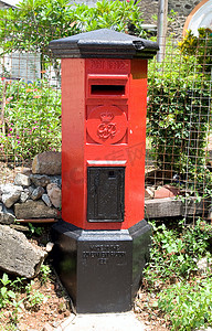 邮筒logo摄影照片_Colonial Pillarbox，加勒的英国殖民时代邮政信箱