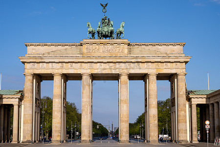 清早在柏林著名的勃兰登堡门
