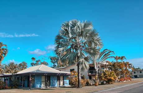 昆士兰州摄影照片_澳大利亚乡村公路 - 昆士兰州米申海滩