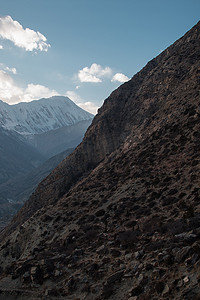 徒步安纳布尔纳峰环山，Marshyangdi 河谷