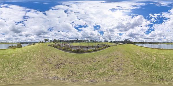 球形脉络摄影照片_彭里斯白水体育场球形 360 度全景照片