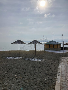 温度图像摄影照片_冬天的塞万湖，亚美尼亚 - 图库照片