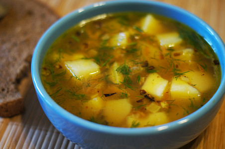 传统的乌克兰绿汤——罗宋汤