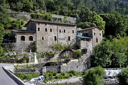 法国科尔布斯磨坊位于塞文山脉地区