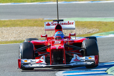 “Scuderia Ferrari F1，费尔南多·阿隆索，2012”