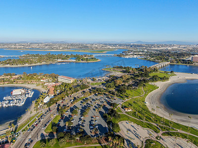 传道授业解惑摄影照片_加利福尼亚州圣地亚哥使命湾和海滩的鸟瞰图。