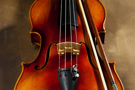 小提琴表演摄影照片_小提琴