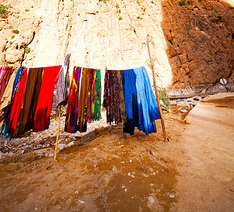 在托德拉峡谷摩洛哥非洲和围巾店