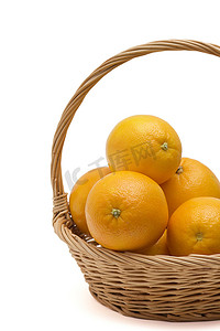 篮子里的新鲜橙子