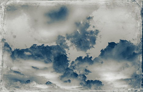 边框纹理摄影照片_带有深色边框和复古纹理的复古天空背景。