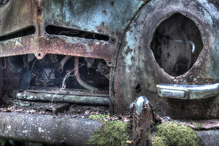 仪表盘图片摄影照片_旧汽车墓地的汽车 HDR 图片