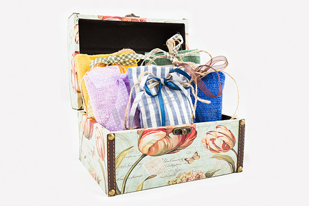 带装饰性纺织袋的礼品盒