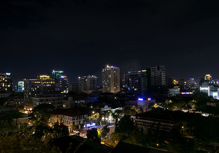 金边摄影照片_柬埔寨市中心金边市中心的天际线夜景