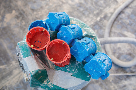 红色和蓝色插座塑料嵌件套装