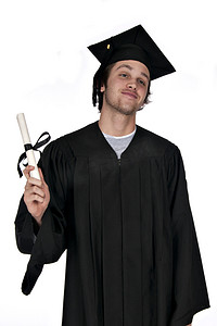 毕业毛笔字摄影照片_拿着文凭的骄傲的毕业生
