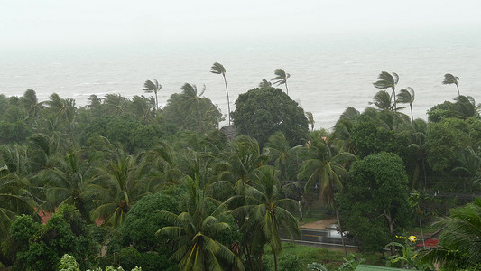 帕布台风，海洋海岸，泰国。