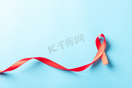 红色蝴蝶结丝带标志 HIV、艾滋病癌症意识