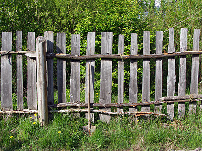 木栅栏摄影照片_旧木栅栏
