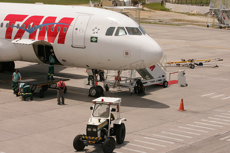 tam 空客 A320 在安全港