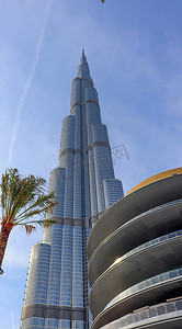 商城25摄影照片_迪拜，阿联酋 2018 年 12 月 25 日哈利法塔。
