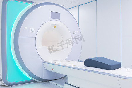 成象摄影照片_MRI - 磁共振成像扫描设备