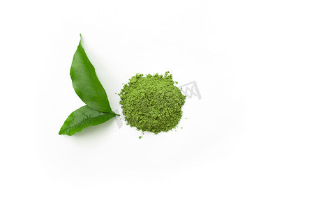 种茶摄影照片_白色孤立背景上的绿茶粉抹茶，顶视图